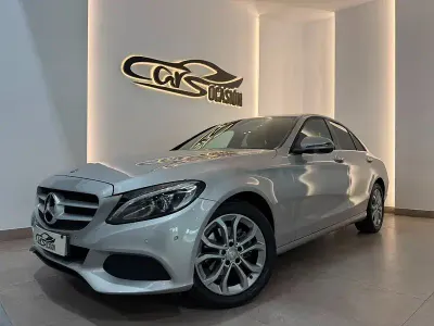 Usado Mercedes C200 160 CV (117 kW) 2018 Gris / plata Berlina