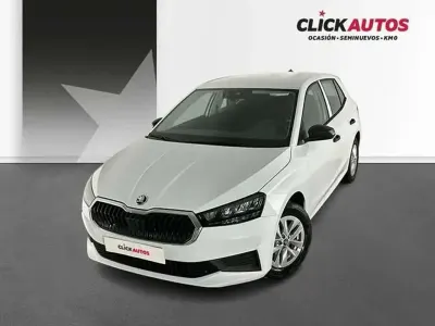 Usado Skoda Fabia Essence 80 CV (58 kW) 2025 Blanco Utilitario