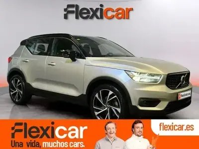 Käytetty Volvo XC40 R-Design 190 HP (139 kW) 2018 Harmaa Katumaasturi