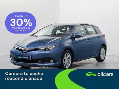 Usado Toyota Auris Active 116 CV (85 kW) 2017 Azul Berlina