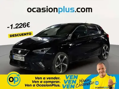 Usado Seat Ibiza FR 90 CV (66 kW) 2021 Negro Utilitario