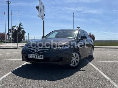 Usado Honda Accord Sport 140 CV (102 kW) 2006 Gris / plata Berlina
