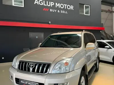 Usado Toyota Land Cruiser 166 CV (122 kW) 2006 Beige Utilitario