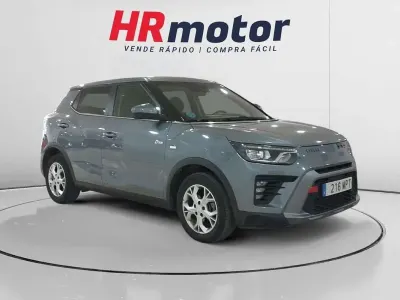 Usado SsangYong Tivoli 135 CV (99 kW) 2024 Gris SUV