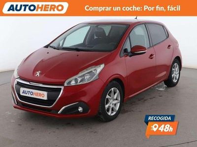 Usado Peugeot 208 Active 101 CV (74 kW) 2015 Rojo Utilitario