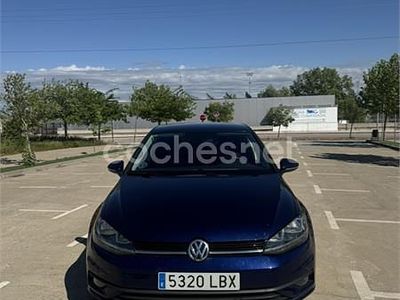 Usado VW Golf VII Advance 115 HP (84 kW) 2019 Azul Sedan