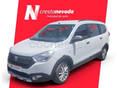 Usado Dacia Lodgy Comfort 115 CV (84 kW) 2022 Blanco Monovolumen