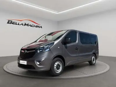 Usado Opel Vivaro 116 CV (85 kW) 2015 Gris Monovolumen