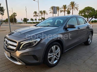 Mercedes GLA220