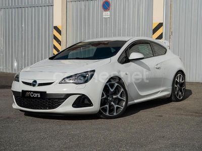 Blanco Usado 2018 Opel Astra GTC OPC Berlina | 22.989 €