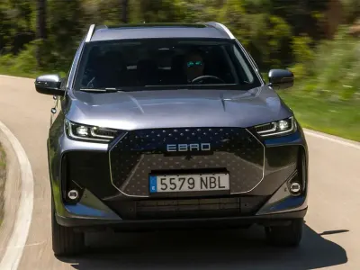 Nuevo Ebro s700 Luxury 347 CV (255 kW) 2025 Negro SUV