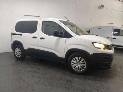 Usado Peugeot Rifter Active 102 CV (75 kW) 2021 Blanco Monovolumen