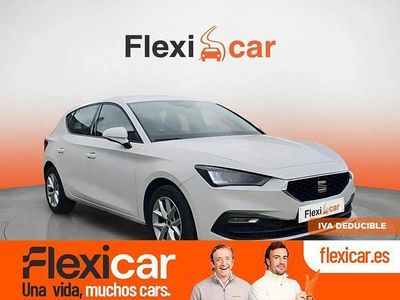 Usado Seat Leon Style 130 CV (95 kW) 2020 Blanco Familiar