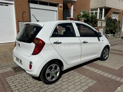Usado Kia Picanto 69 CV (50 kW) 2014 Blanco Utilitario