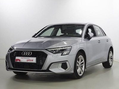 Usado Audi A3 Advanced Plus 116 CV (85 kW) 2023 Gris / plata Berlina
