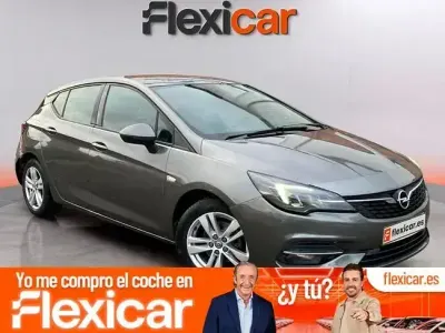 Usado Opel Astra GS Line 130 CV (95 kW) 2020 Gris Berlina