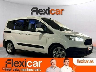 Usado Ford Tourneo Courier Ambiente 100 CV (73 kW) 2018 Blanco Monovolumen
