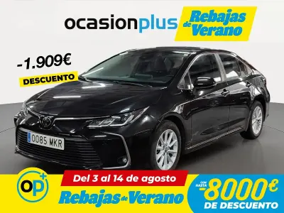 Usado Toyota Corolla Active 125 CV (91 kW) 2023 Blanco Berlina