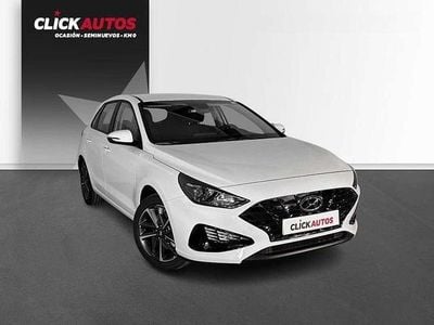 Usado Hyundai i30 110 CV (80 kW) 2024 Blanco Utilitario