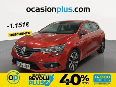 Usado Renault Mégane IV Bose Edition 130 CV (95 kW) 2017 Rojo