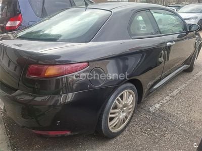 Usado Alfa Romeo GT Progression 150 CV (110 kW) 2005 Negro Coupe