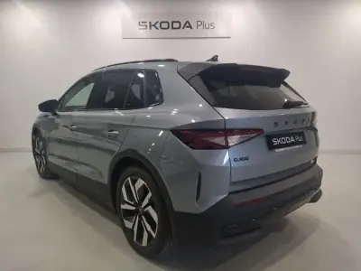 Nuevo Skoda Elroq SportLine 150 kW (204 CV) 2026 Gris plata SUV