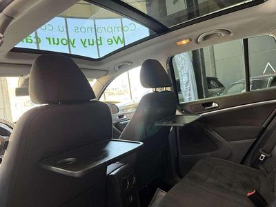 Usado VW Tiguan Sport 140 CV (102 kW) 2014 Gris / plata SUV