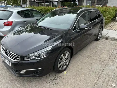 Usado Peugeot 508 SW GT-line 150 CV (110 kW) 2016 Negro Familiar