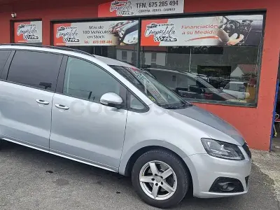 Usado Seat Alhambra Reference 140 CV (102 kW) 2010 Gris / plata Monovolumen