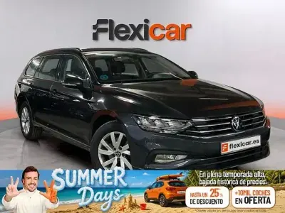 Usado VW Passat 122 CV (89 kW) 2020 Gris Familiar