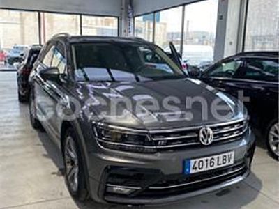 Gris / plata Usado 2019 VW Tiguan R-line SUV | 23.500 € (Un poco caro)