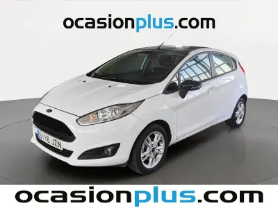 Usado Ford Fiesta Trend 101 CV (74 kW) 2017 Blanco Utilitario