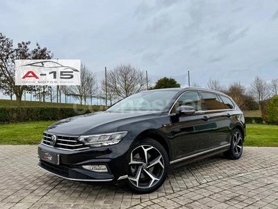 Usado VW Passat R-line 150 CV (110 kW) 2021 Negro Familiar