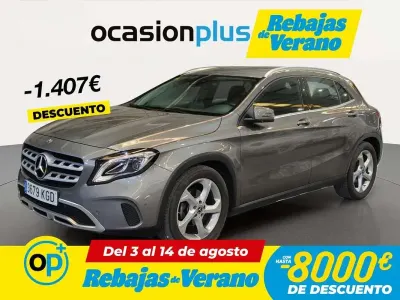 Usado Mercedes GLA200 156 CV (114 kW) 2017 Gris SUV