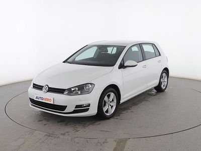 Blanco Usado 2013 VW Golf VII Advance Utilitario | 13.399 € (Precio justo)
