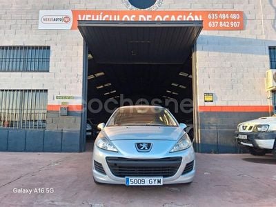 Usado Peugeot 207 92 CV (67 kW) 2011 Gris / plata Berlina