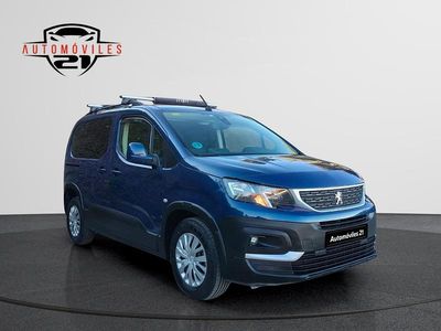 Usado Peugeot Rifter Active 100 CV (73 kW) 2022 Azul Monovolumen