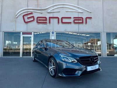 Gris Usado 2014 Mercedes E300 Avantgarde Berlina | 23.900 €