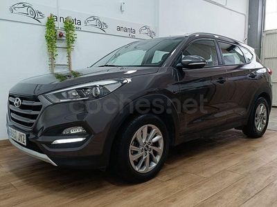 Usado Hyundai Tucson GO! 131 CV (96 kW) 2018 Gris / plata SUV