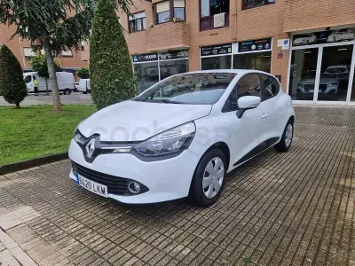 Begagnad Renault Clio V Business 85 HK (62 kW) 2020 Vit Sedan