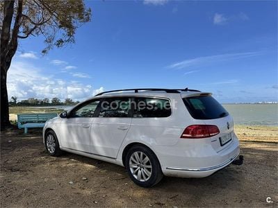 Usado VW Passat Highline 177 CV (130 kW) 2013 Blanco Familiar