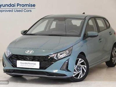 Angrove green Usado 2024 Hyundai i20 Berlina | 18.900 € (Un poco caro)