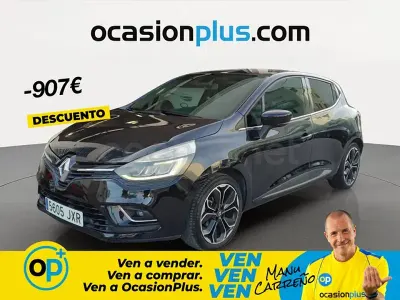 Usado Renault Clio IV Zen 120 CV (88 kW) 2017 Negro Berlina