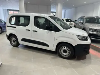 Usado Citroën Berlingo 102 CV (75 kW) 2019 Blanco Monovolumen