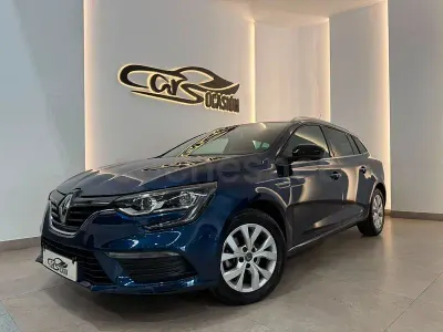 Usado Renault Mégane GrandTour Life 115 CV (84 kW) 2020 Azul Familiar