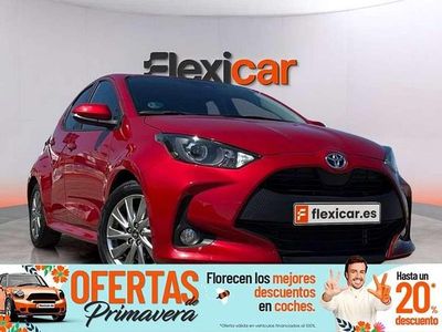 Usado Toyota Yaris Hybrid Business Edition 116 CV (85 kW) 2022 Burdeos Utilitario