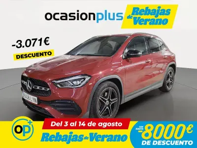 Usado Mercedes GLA200 163 CV (119 kW) 2022 Rojo SUV