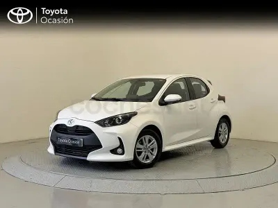 Usado Toyota Yaris 125 CV (91 kW) 2023 Blanco Utilitario