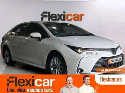 Usado Toyota Corolla Active 125 CV (91 kW) 2023 Blanco Berlina
