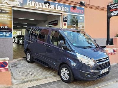Usado Ford Tourneo Titanium 125 CV (91 kW) 2013 Gris Monovolumen